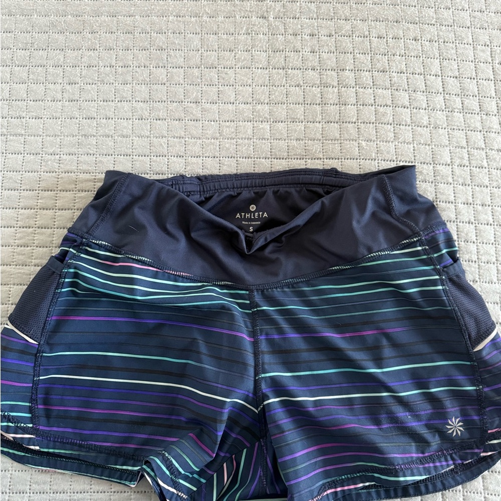Cute and comfy blue multi color striped workout shorts Athleta Small